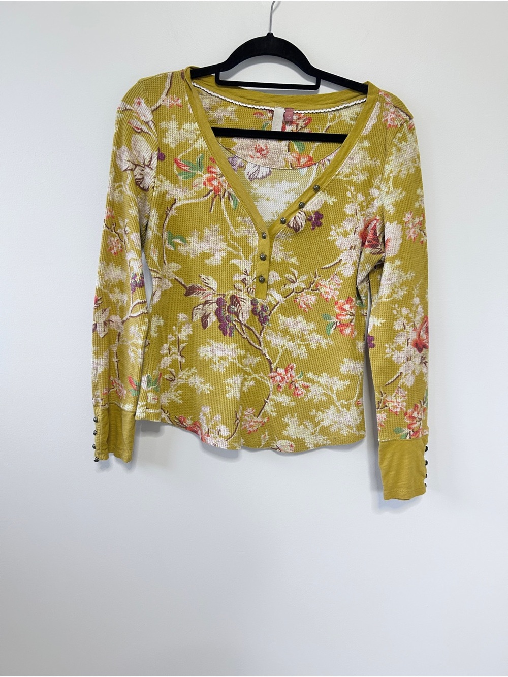 Pilcro Anthropologie Women’s Floral Waffle Knit Henley Top Mustard Large Cottage